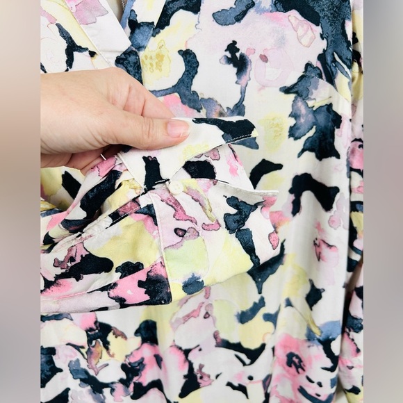 H&M maxi dress, Medium, long sleeve vneck tiered skirt Flowy Lightweight Cute - Picture 6 of 10